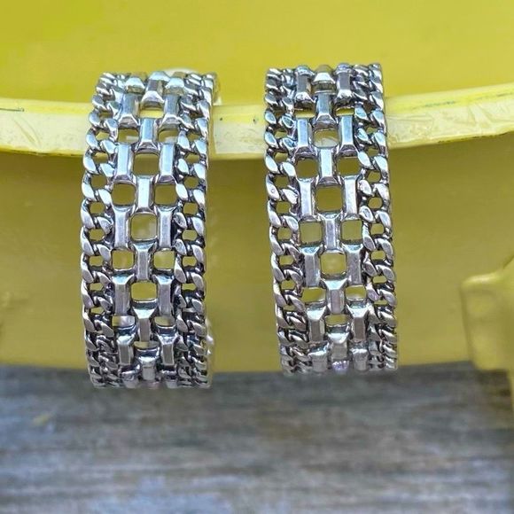 CAbi Jewelry - Cabi Silver Chunky Collar Hoop Earrings. NWT